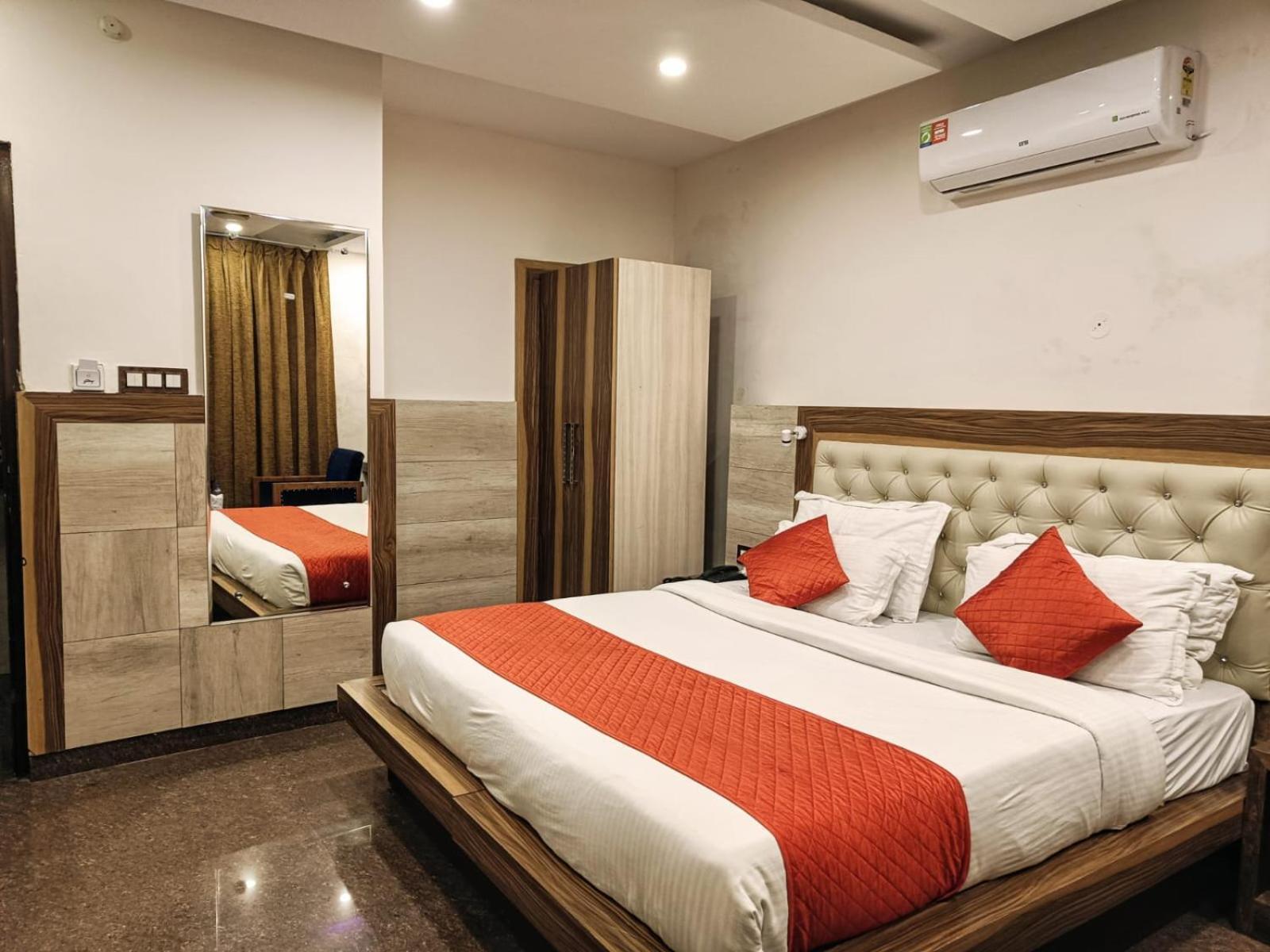 King Castle Mcleodganj-Centrally Heated And Air Cooled- Near Mall Road - Free Parking Dharamshala Bagian luar foto