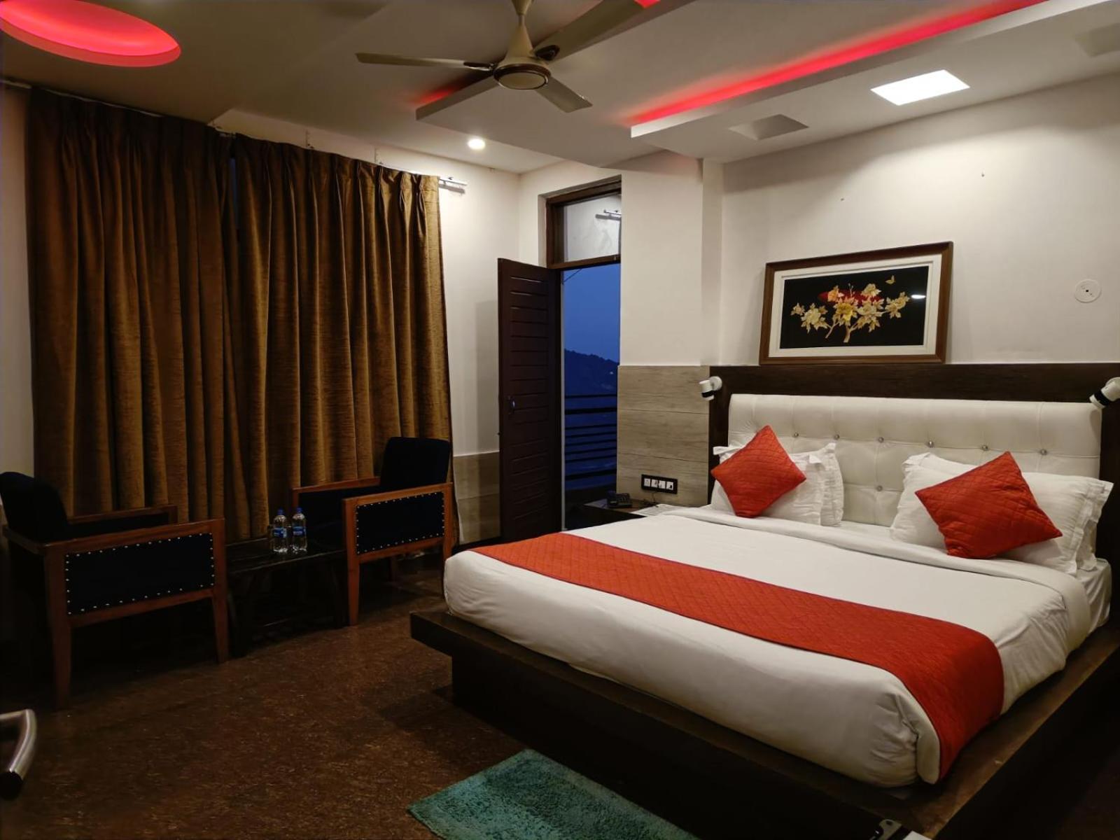 King Castle Mcleodganj-Centrally Heated And Air Cooled- Near Mall Road - Free Parking Dharamshala Bagian luar foto